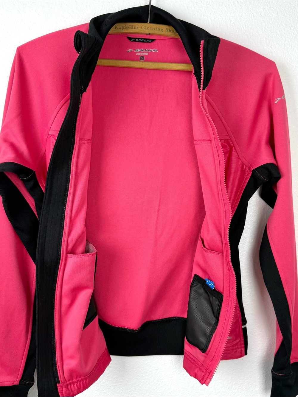 Brooks Pink Running Athletic Jacket S - Picture 3 of 6
